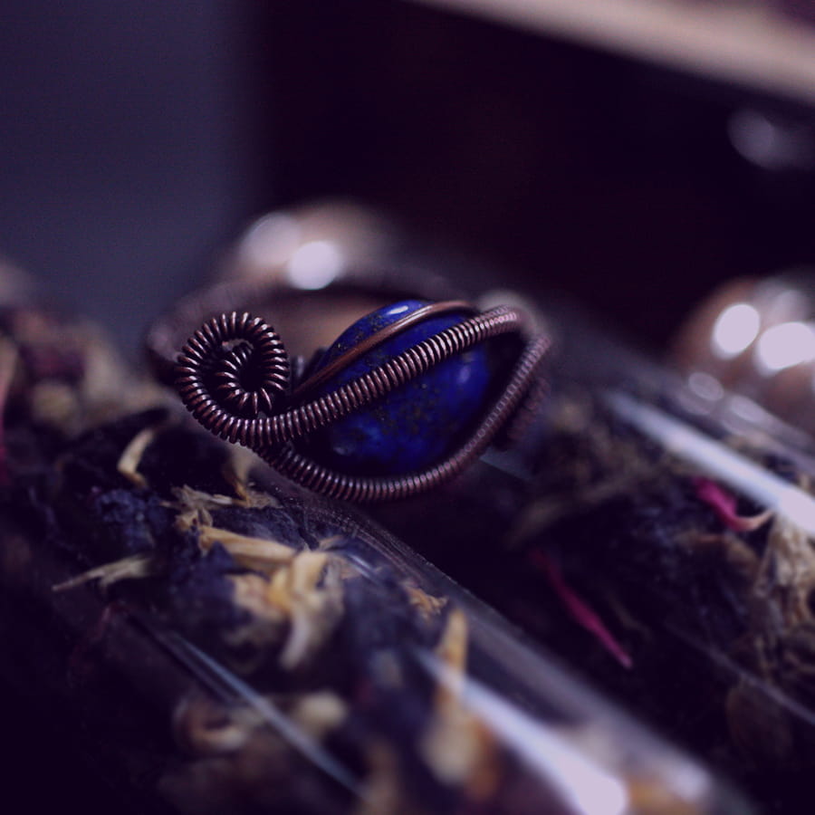 Miedziany pierścionek z lapis lazuli - Whispy Vines - Smocze Sny